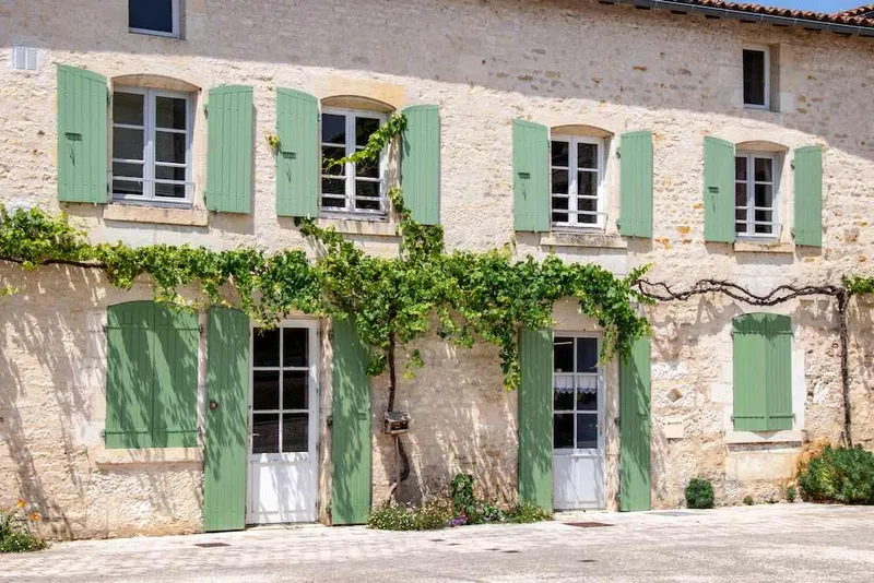 Comment bien lutter contre la canicule avec ses volets ?