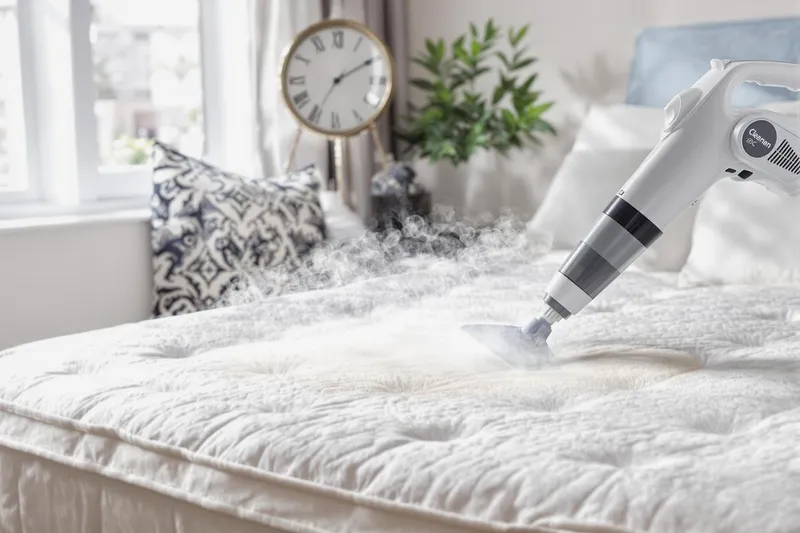 Redonnez vie à votre matelas : La méthode de nettoyage à la vapeur révolutionnaire que vous devez essayer